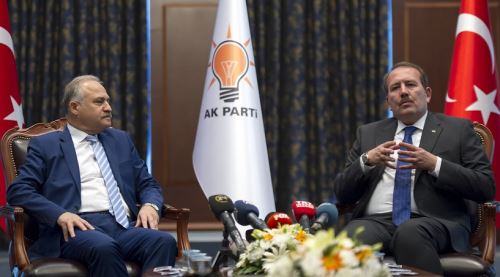 AK Parti'de partiler arası bayramlaşma