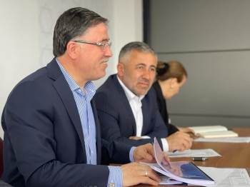 Ak Parti’De Seçim İşleri Toplantısı Gerçekleştirildi
