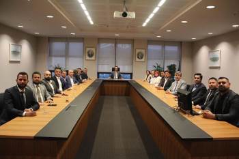 Ak Parti’Den Ankara Çıkartması
