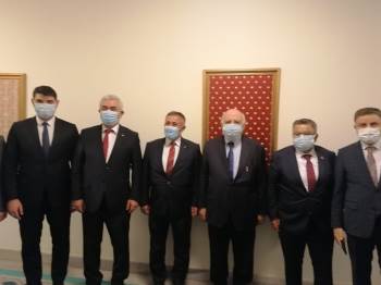 Ak Parti’Den Ankara Çıkartması
