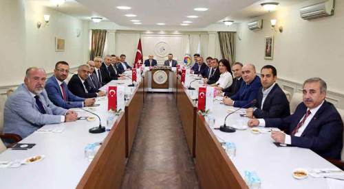 AK Parti'den odalara ziyaret