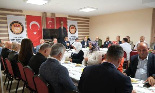 Ak Parti'den vurgu: "Türkiye Cumhuriyeti emin ellerde"