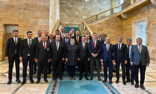 AK Parti Eskişehir Teşkilatı'ndan TBMM'ye çıkarma