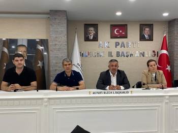 Ak Parti Haftalık Olağan Yönetim Kurulu Toplantısı Yapıldı

