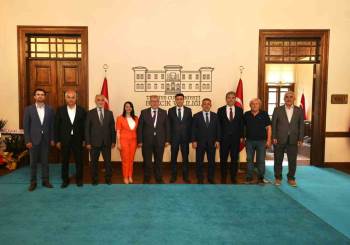 Ak Parti Heyeti Vali Aygöl İle Bir Araya Geldi
