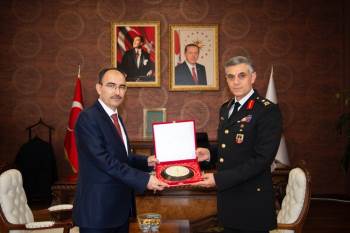 Ak Parti İl Başkanı Karabıyık Ve Tugay Komutanı Yalçınkaya’Dan Rektör Beydemir’E Ziyaret
