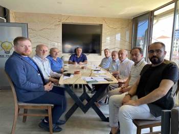 Ak Parti İlçe Başkanları İstişare Toplantısı Yapıldı
