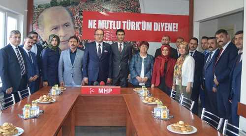 AK Parti'li Ünlü'den MHP'ye ziyaret