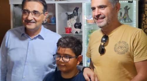 Ak Parti Milletvekili Dönmez'den esnaf ziyareti