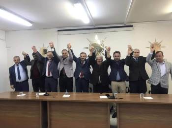 Ak Parti’Nin Şaphane Ve Aslanapa İlçe Başkan Adayları Belirlendi
