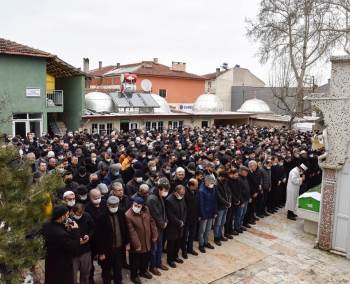Ak Parti Pazaryeri İlçe Başkanı Soydan’In Babası Son Yolculuğuna Uğurlandı
