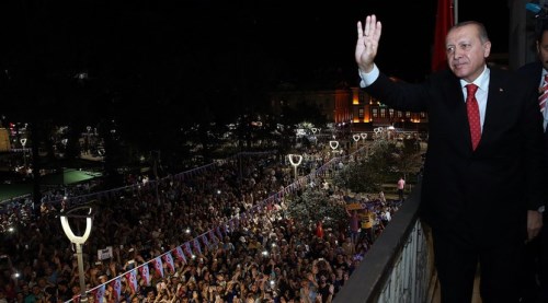 AK Parti sahura kadar sahalarda olacak