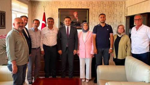 AK Parti Sivrihisar teşkilatından Kaymakam Yunus Emre Temel'e hayırlı olsun ziyareti