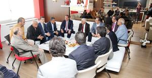 Ak Parti'den ziyaret