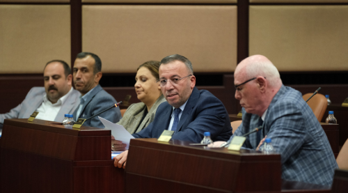 AK Partili Ahmet Sivri’den Büyükşehir’e: “Trafik sorununu inatla yok sayıyorsunuz”