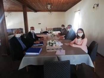 Ak Partili Belediye Başkanları Bir Araya Geldi
