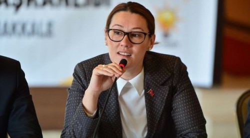 AK Partili tek kadın başkan dı! İstifa etti...