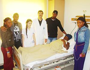 Akaminkonun annesi ameliyat oldu