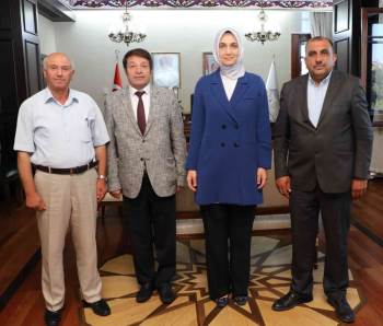 Akar, Şuhut’Ta Yürütülen Çalışmaları Vali Yiğitbaşı’Na Anlattı
