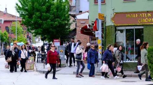 Akın akın Eskişehir'e geliyorlar