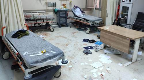 Akraba kavgası hastaneyi savaş alanına çevirdi