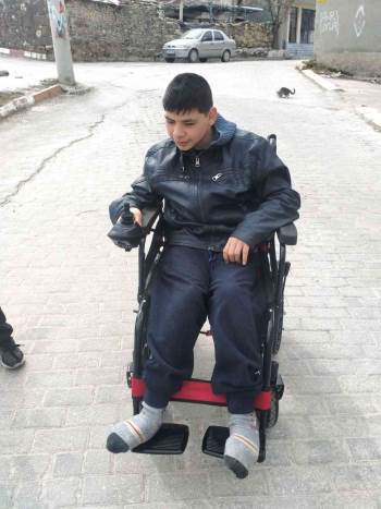 Akülü Araçlarına Kavuştular
