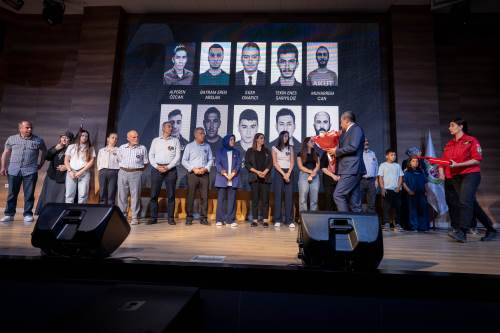 AKUT, yangında hayatını kaybeden şehitlerimizi unutmadı