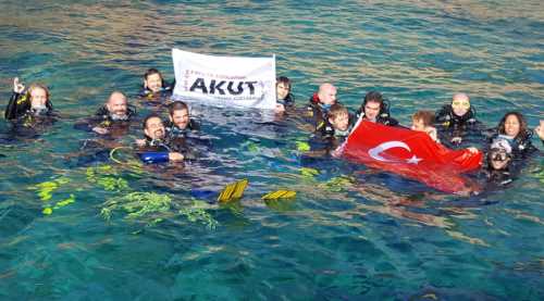 AKUT'un dalgıç sayısı 12'ye yükseldi