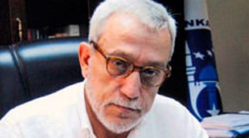 Ali İhsan Ölmez kimdir?