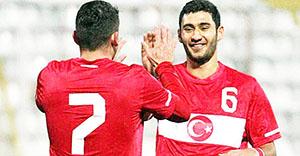 Alper ve Veysele milli davet