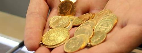 Altın yeniden yükselişte: Piyasada ibre yukarı döndü!