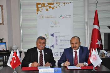 Altıntaş’A Yapılacak Kültür Evi Proje Sözleşmesi İmzalandı
