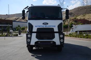 Altıntaş Belediyesi Araç Filosunu Güçlendiriyor
