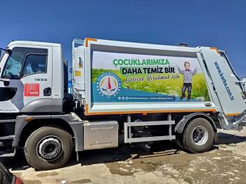 Altıntaş Belediyesi’Ne Yeni Çöp Aracı
