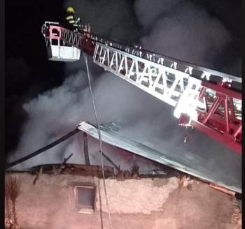 Altıntaş’Da Korkutan Yangın
