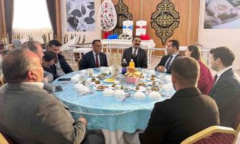 Altıntaş Kaymakamı Bozoğlan’A Veda Yemeği
