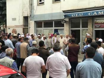 Altıntaş’Ta Hacı Adayları Dualarla Uğurlandı
