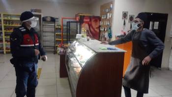 Altıntaş’Ta Korona Virüs Denetimleri
