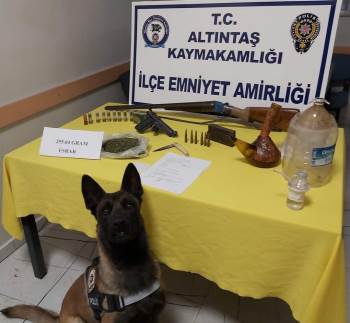 Altıntaş’Ta Uyuşturucu Operasyonu

