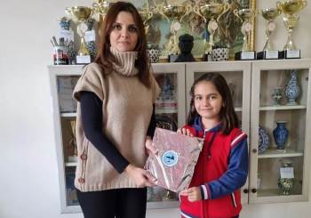 Altıntaş Zafer İlkokulu Öğrencisi “En İyi Cümle Ve Afiş Yarışması" İl Birincisi
