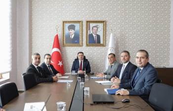 Altıntaş Zafer Osb Yönetimi Vali Işın Başkanlığında Toplandı
