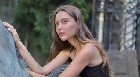 ALTl ÜSTÜ İSTANBUL NAZ KİM? Elçin Zehra İrem Kaç Yaşında, Hangi Dizilerde Rol Aldı?