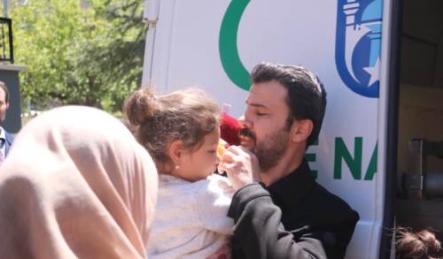 Alya’nın ayıcığı yürek dağladı: Şehit babasına son veda