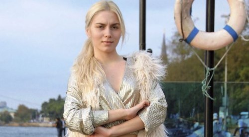 Alyna Tilki 18'ine bastı aşkını ilan etti