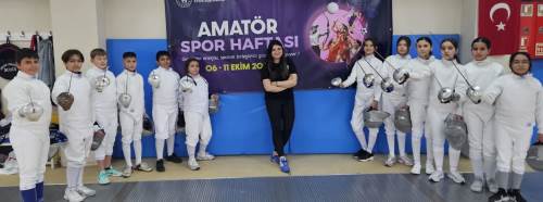 Amatör Spor Haftası kapsamında eskrim çalışmaları devam ediyor 