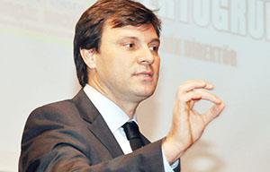 SAĞLAM; Trabzondan puan almak yerimizi güzelleştirecek