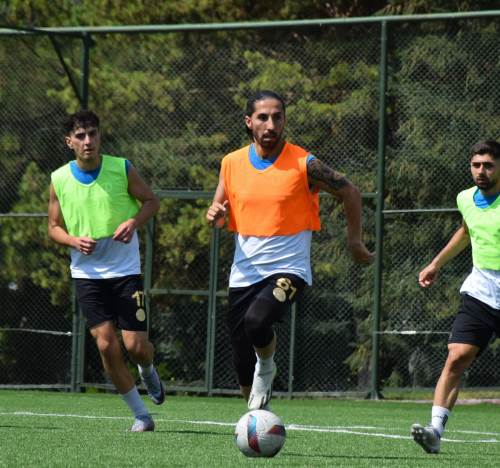 Anadolu forvetini bekliyor