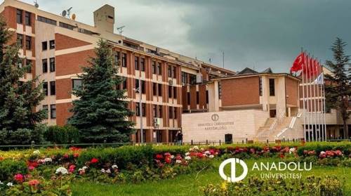 Anadolu Üniversitesi dünya çapında diploma fırsatı sunuyor!