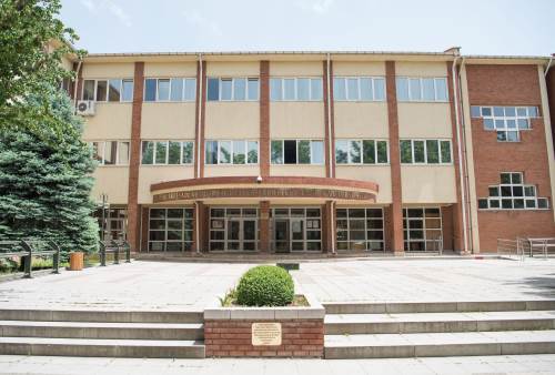 Anadolu Üniversitesi İİBF akademik tecrübesiyle başarılı mezunlar yetiştiriyor
