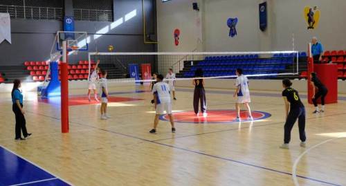 Anadolu Üniversitesi’nde 'engelsiz' voleybol coşkusu